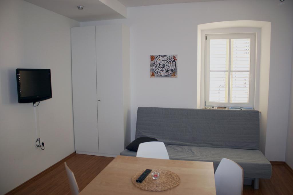 Park Apartments 伊佐拉 外观 照片
